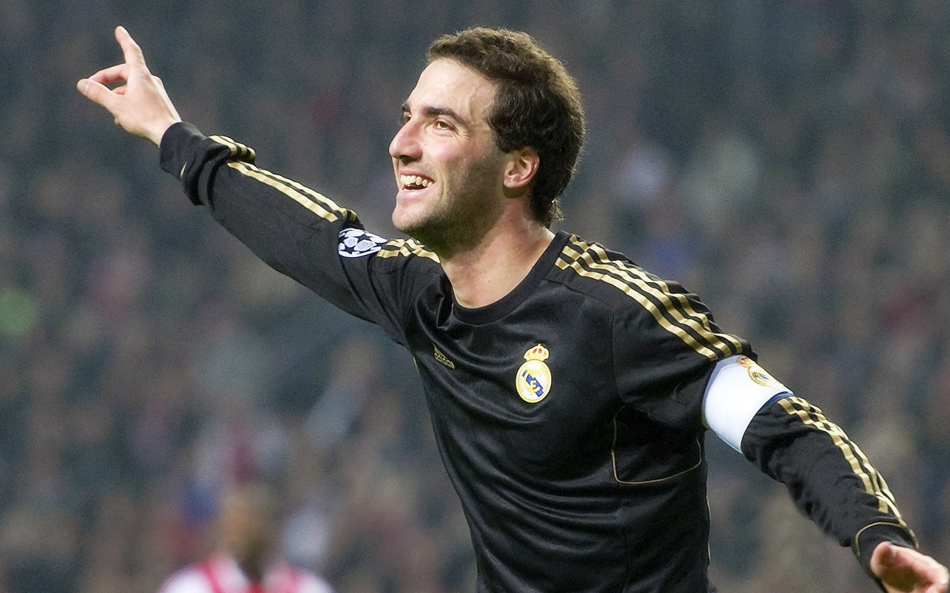 范戴克铁壁终结美国资本神话，利物浦重拾英格兰足球的骄傲